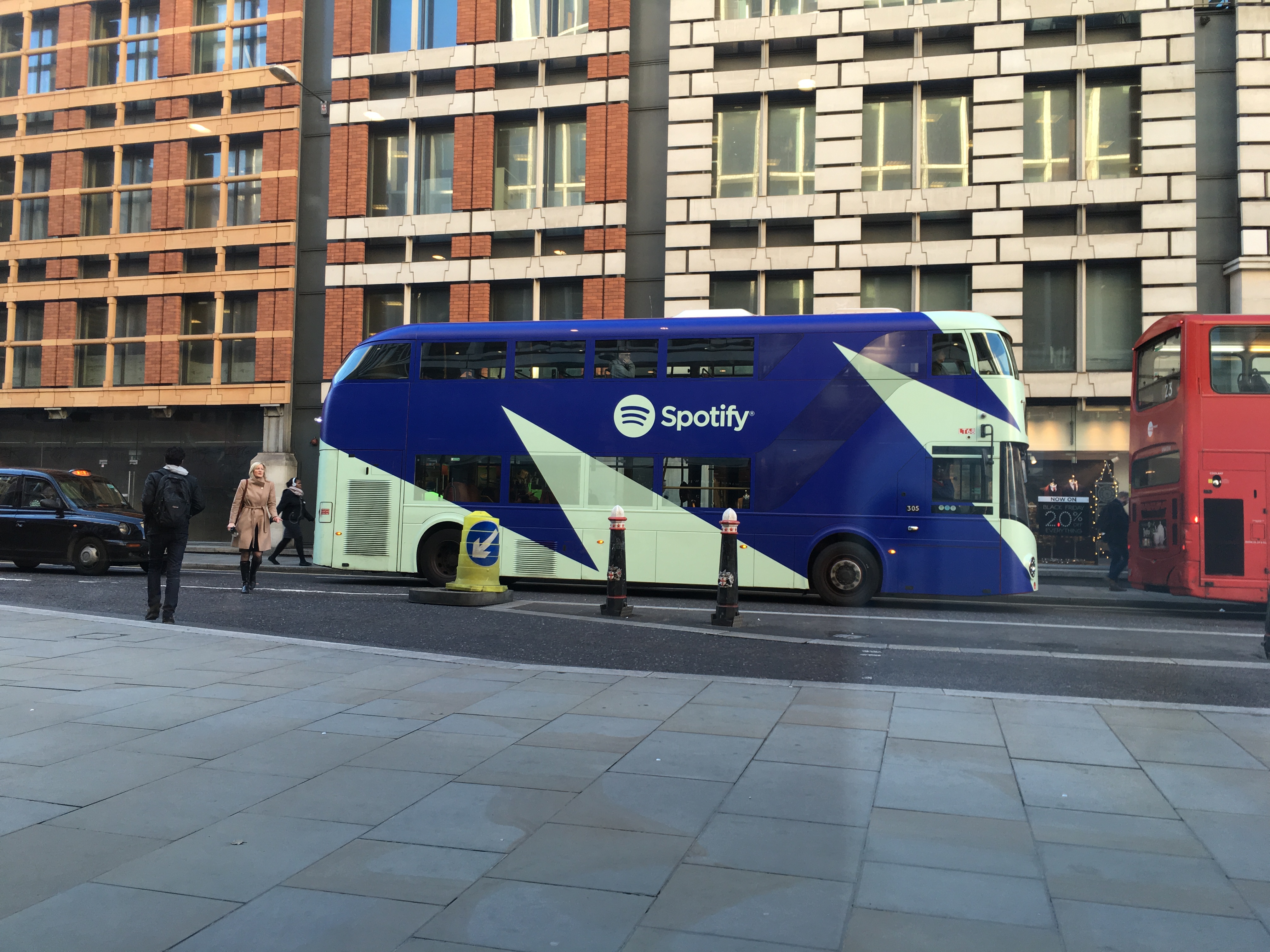 Spotify bus