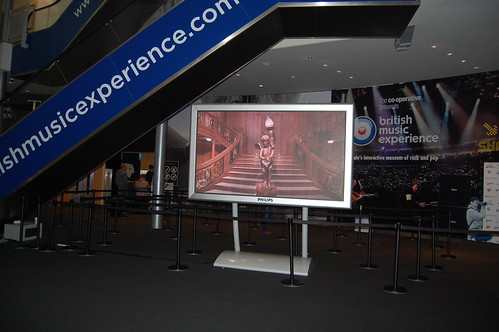 Screens at the O2