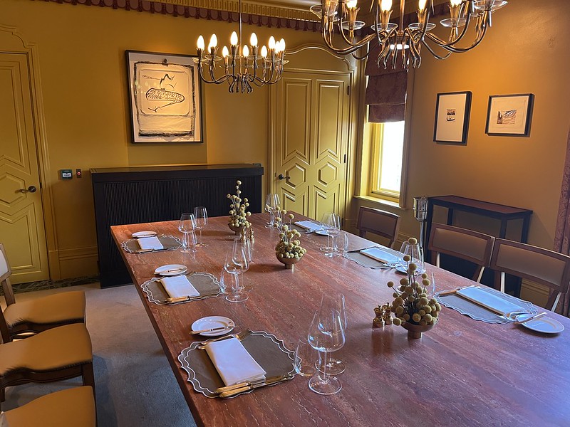 Mount St Restaurant